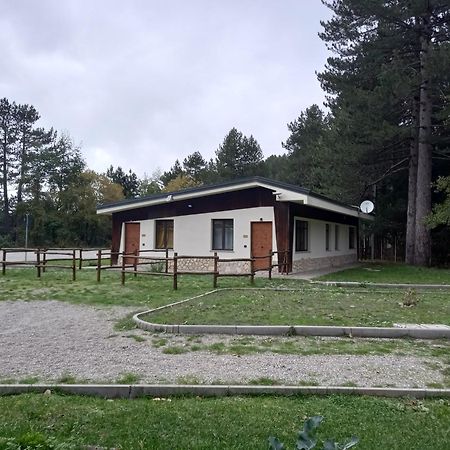 Chalet Lago Taverna  Exterior foto